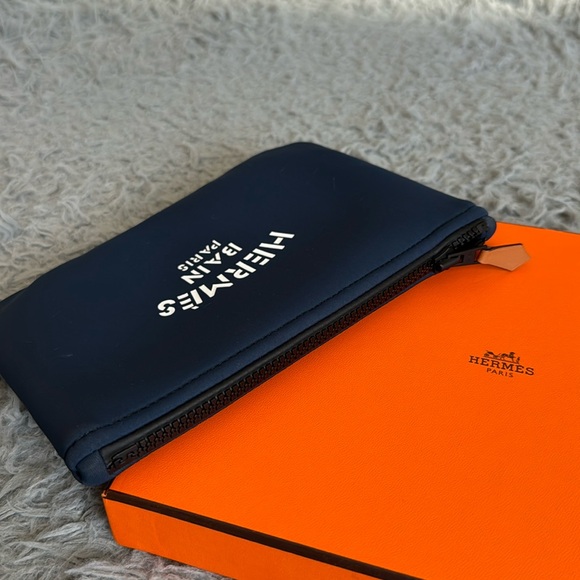 Hermes - Picture 6 of 17